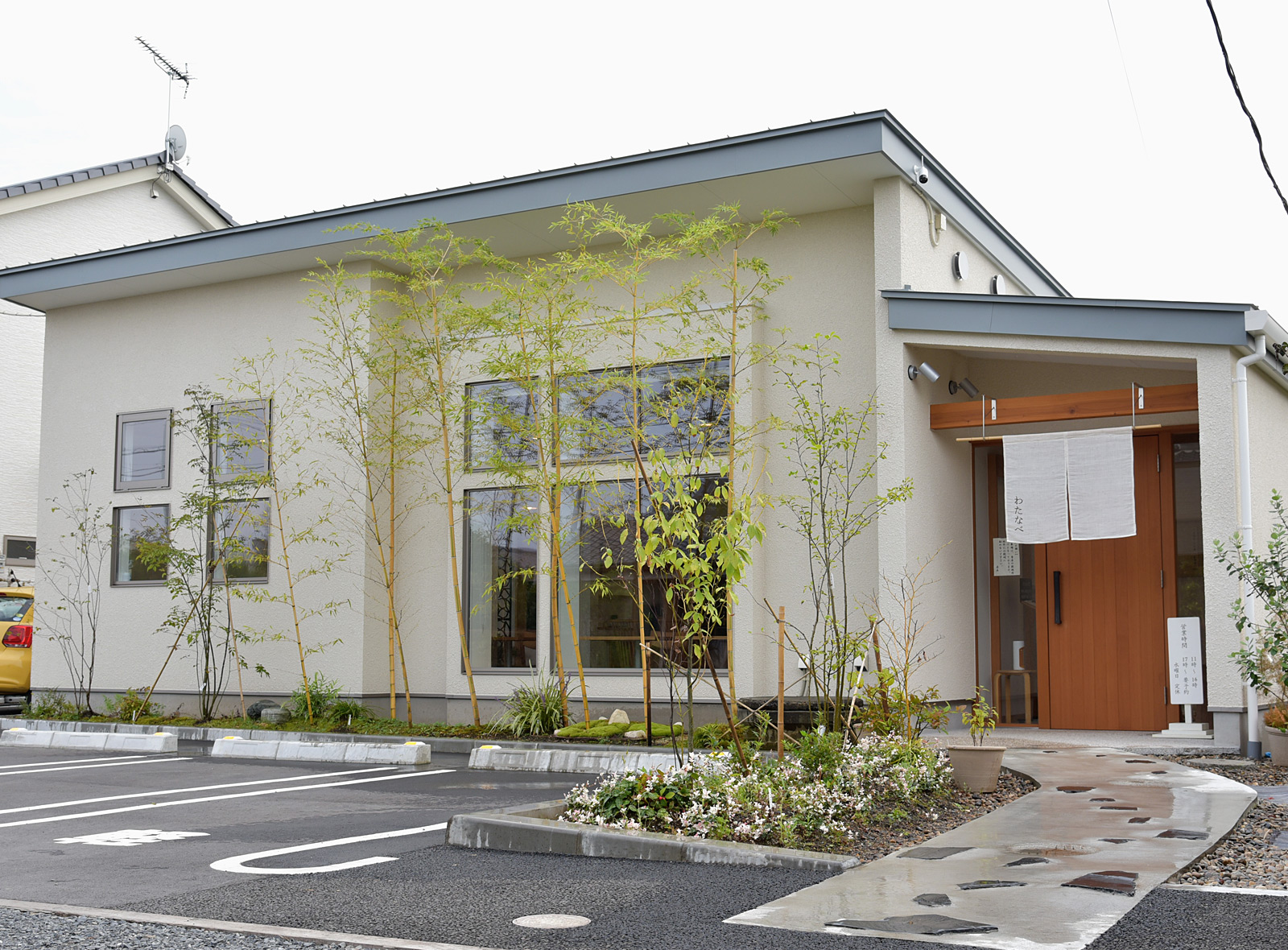 蕎麦切りわたなべ外観の写真です。