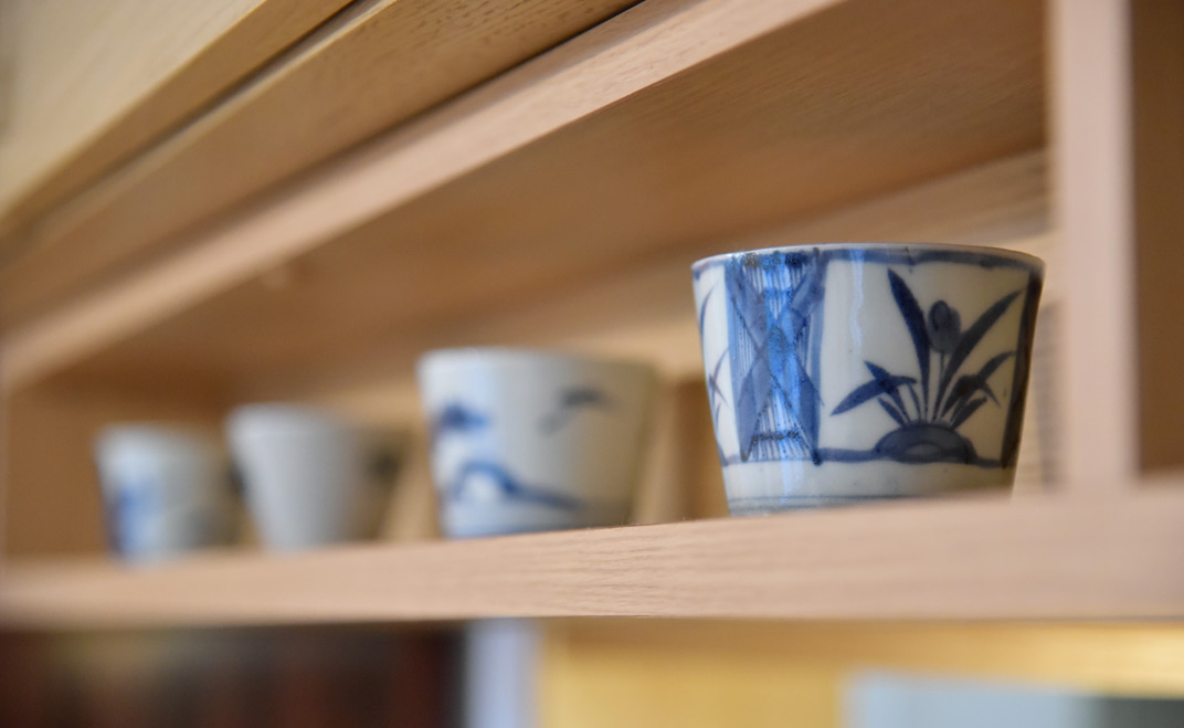 蕎麦切りわたなべ茶碗の風景写真です。